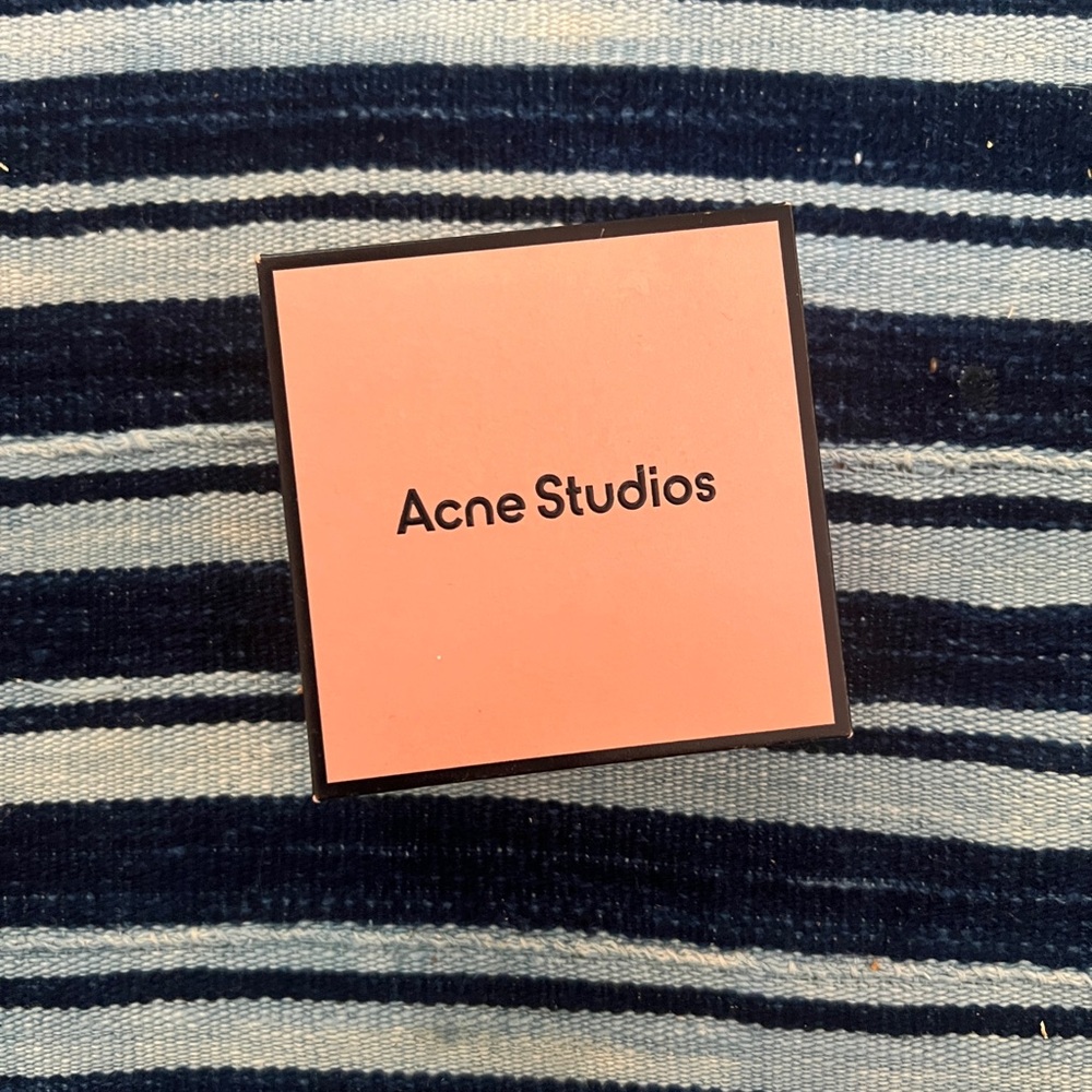 Acne Studios “G” Hammered Brass Pendant Necklace - Picture 4 of 4